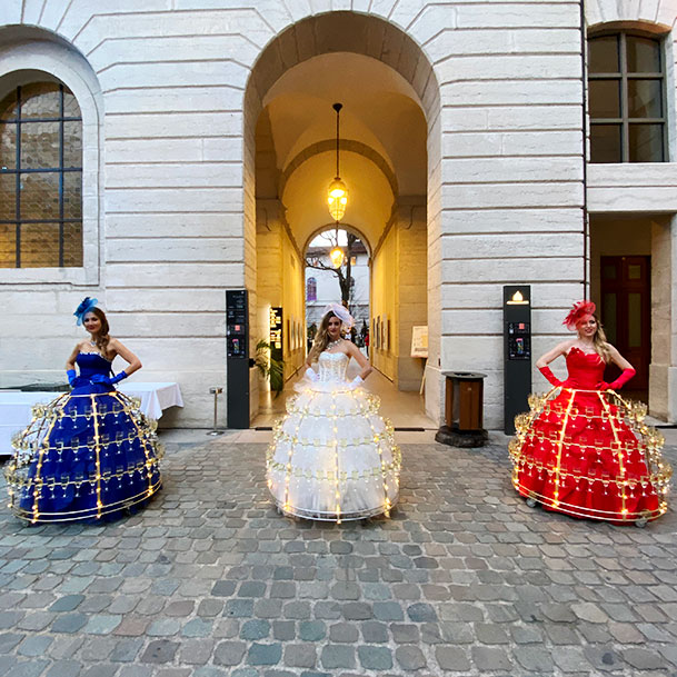 Dames champagne Bleu Blanc Rouge à Lyon
